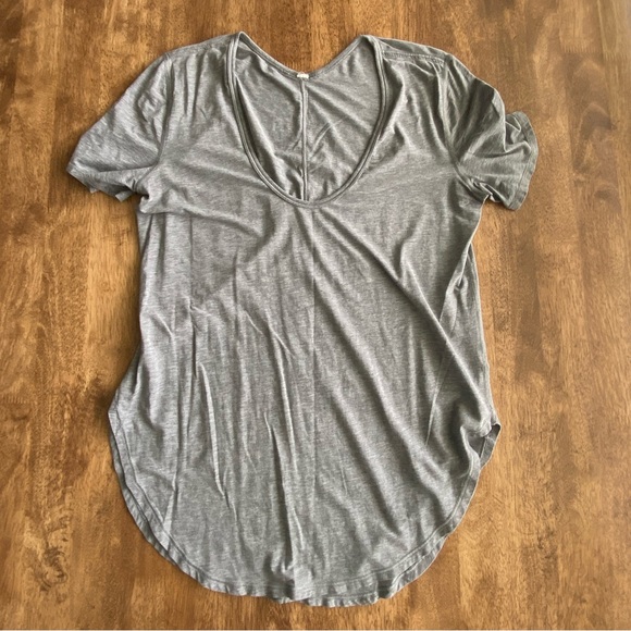 lululemon athletica Tops - Lululemon Scoop Neck Love Tee